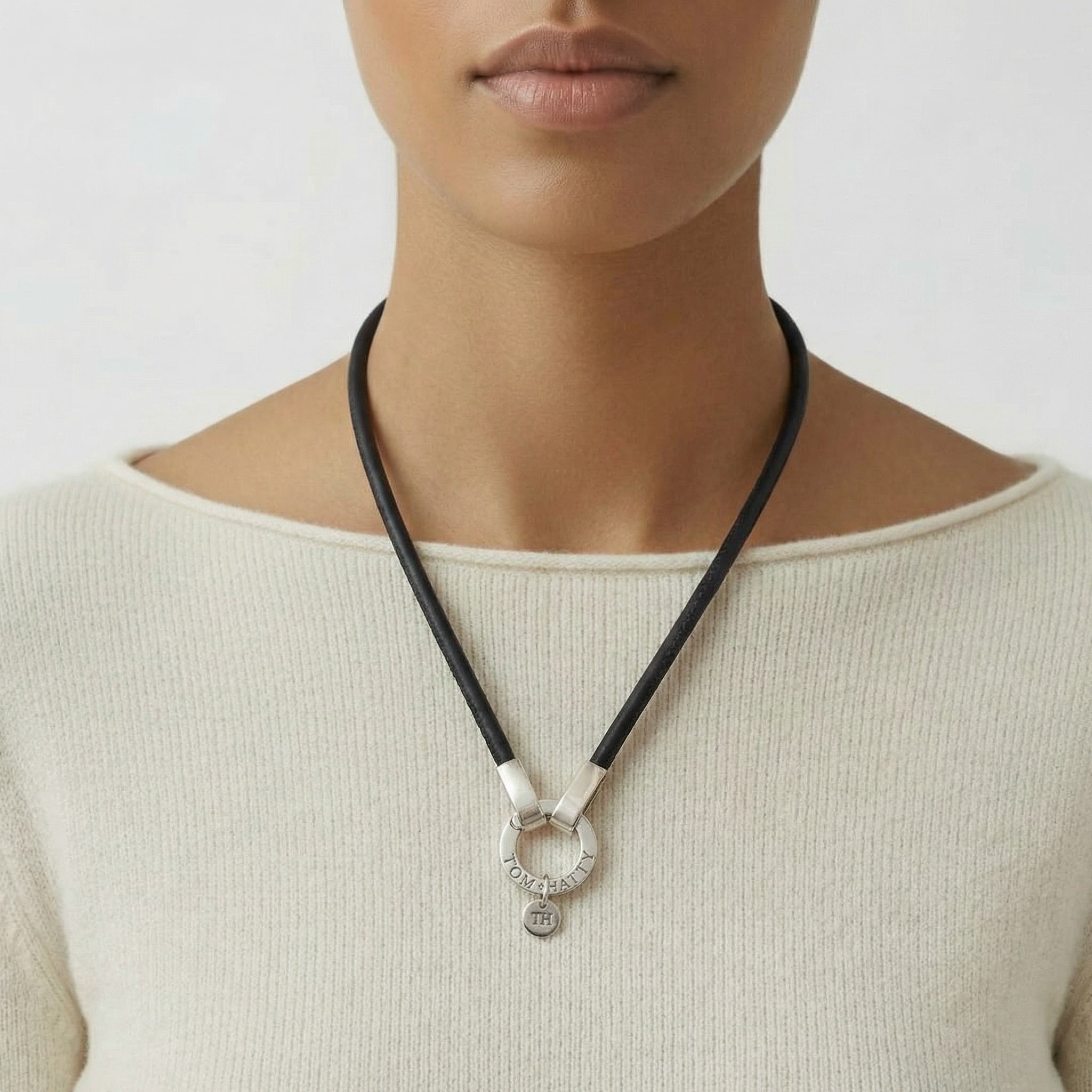 HOLD IT 'BLACK / SILVER' - CASUAL