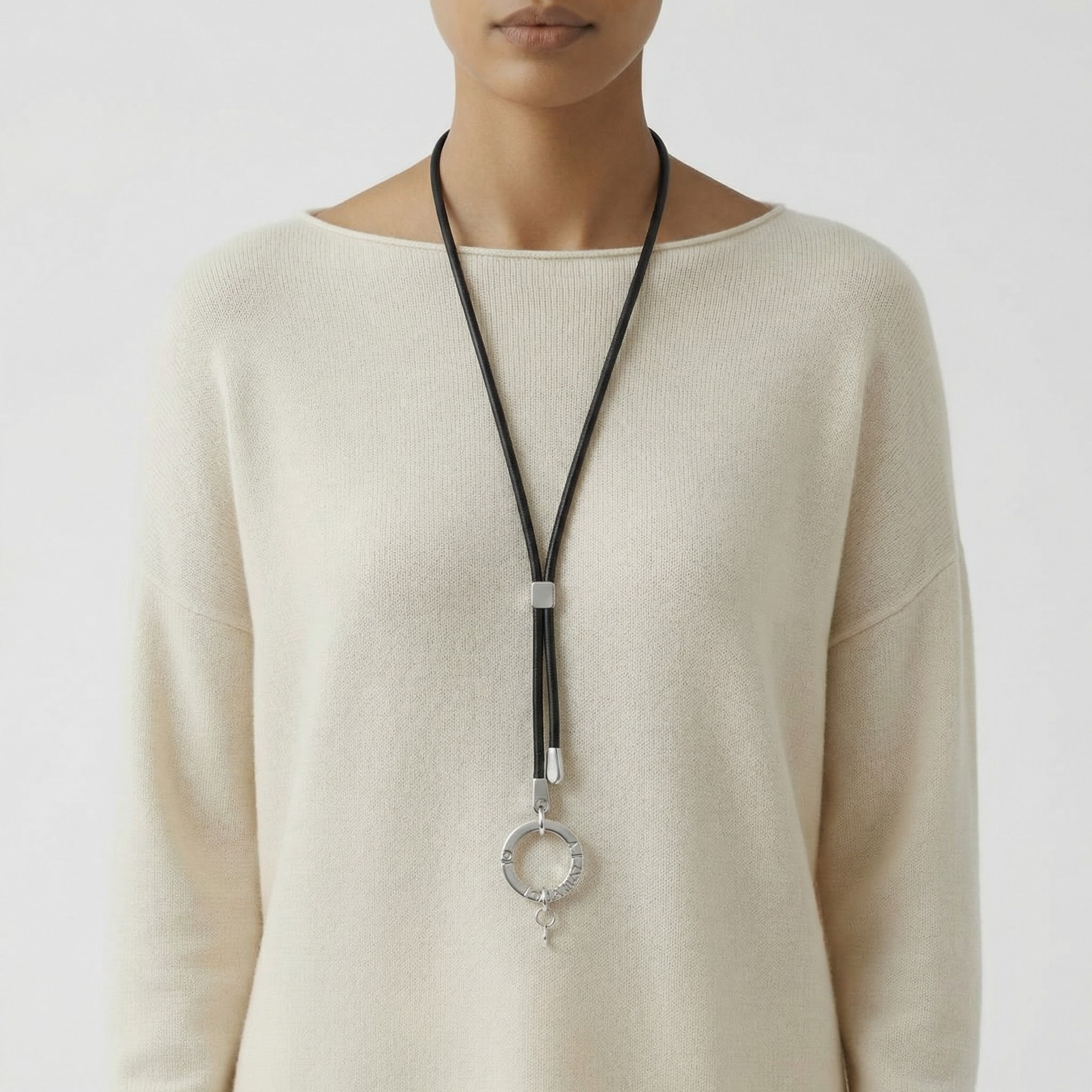 YPSILON 'BLACK / SILVER' - CASUAL