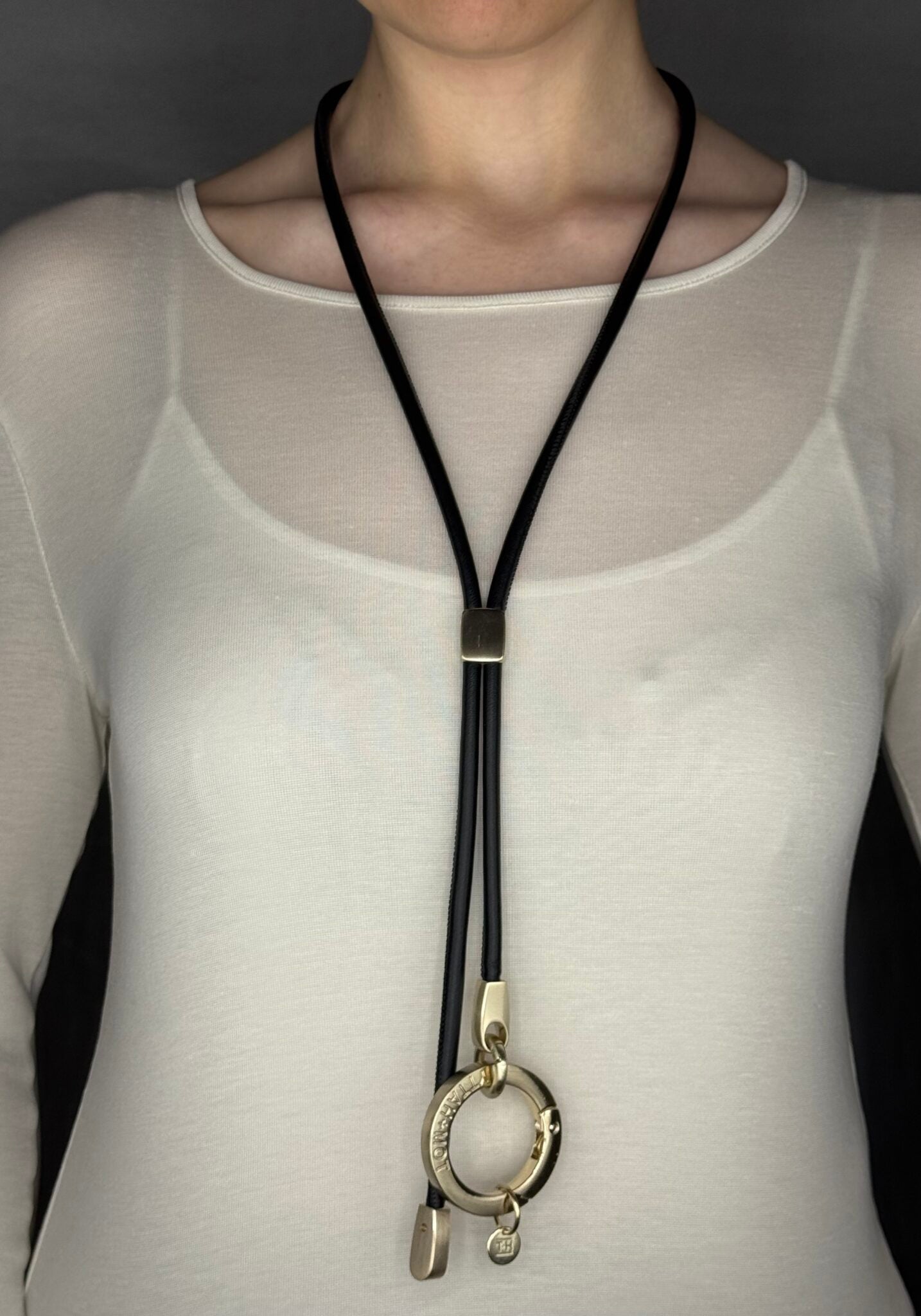 YPSILON BIG 'BLACK / GOLD' - CASUAL