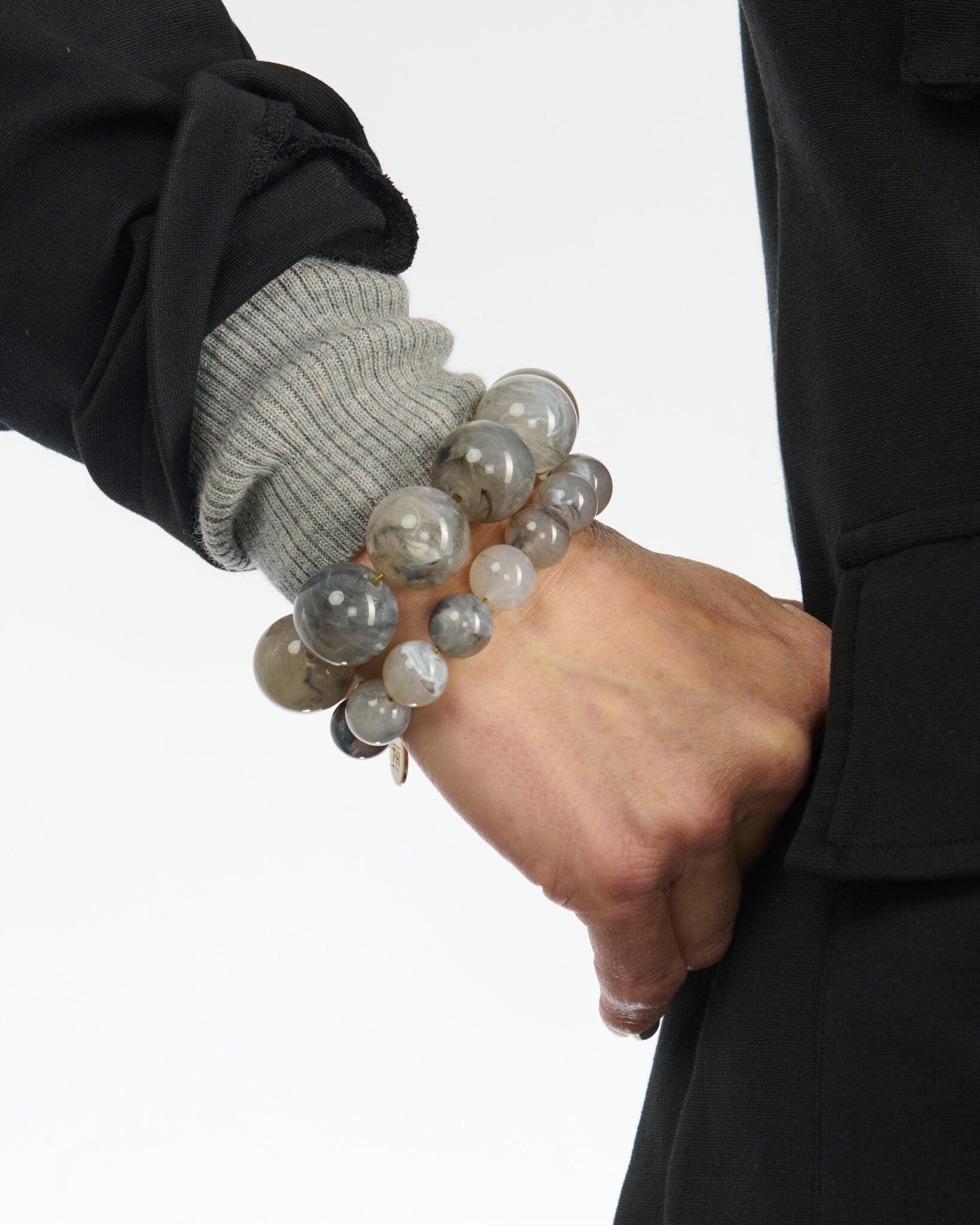 JUL SINGLE 'GREY' - POPPY